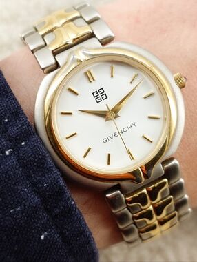 Givenchy Cruise Quartz SP.119.XV Designer Dress Watch Two-Tone 32mm Unisex JDM